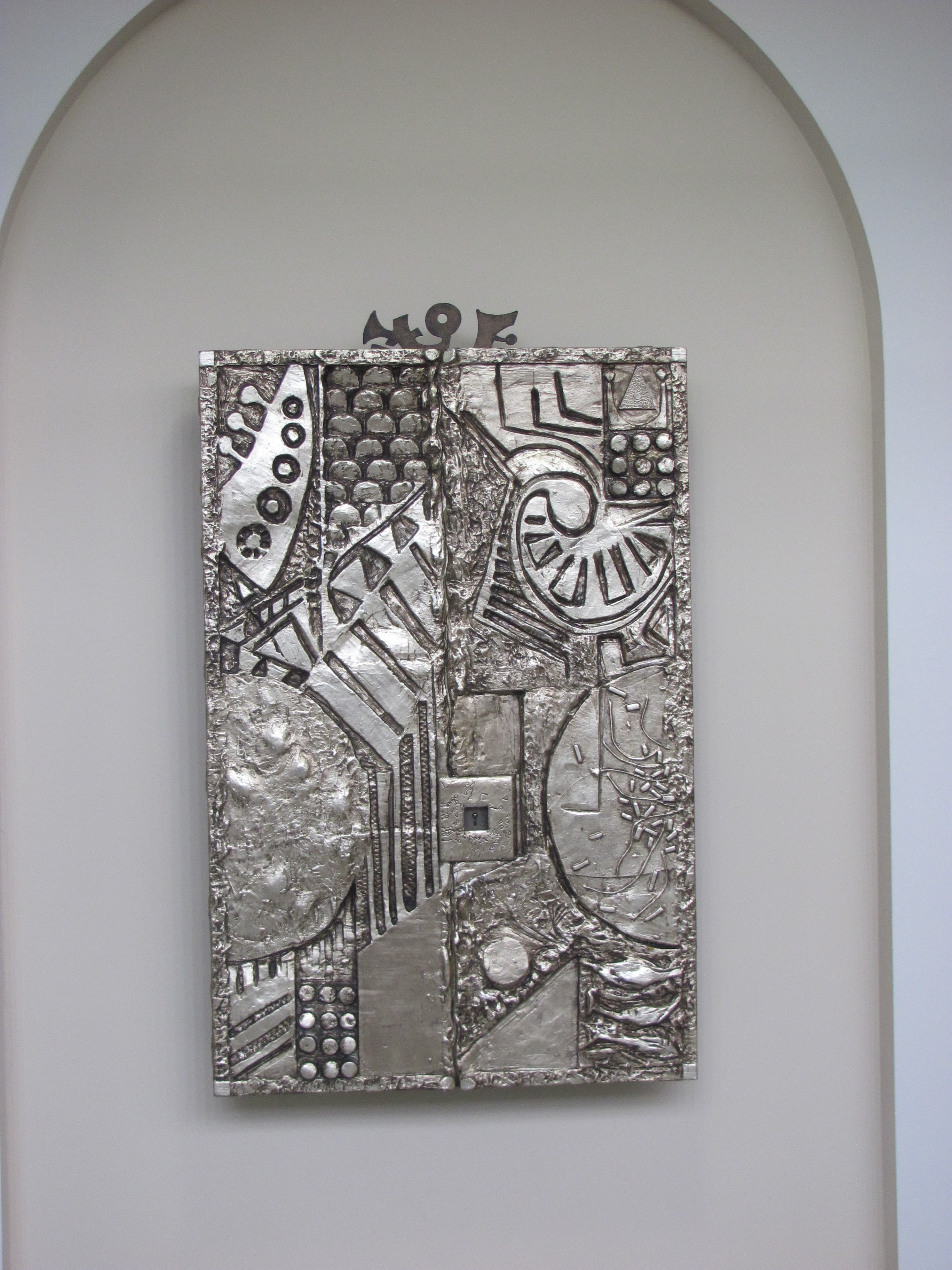 Entre la figuration et l’abstraction